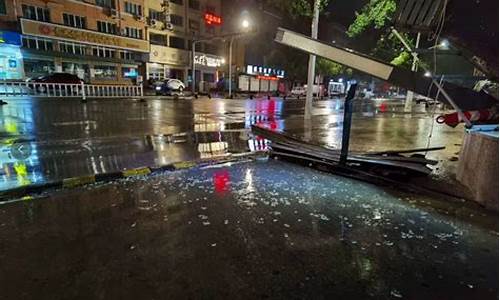 上海今晚再迎暴雨_上海今晚再迎暴雨了吗视频